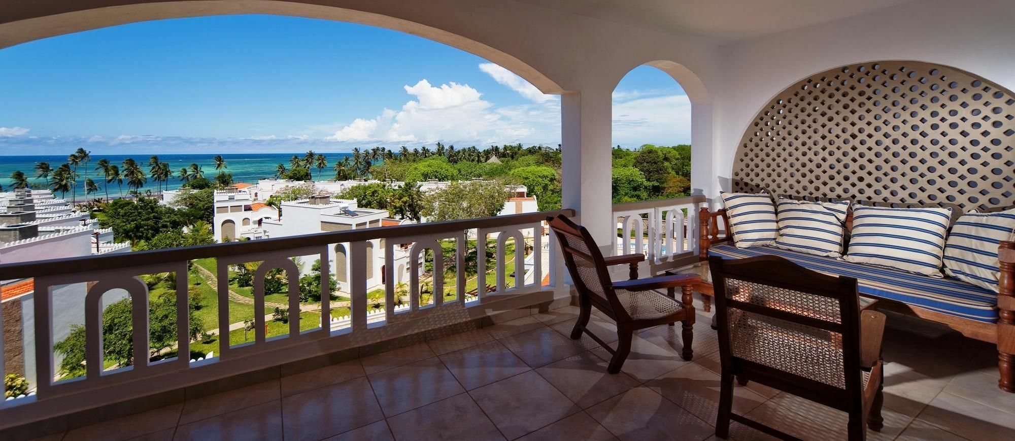 Lantana Galu Beach Diani Beach Exterior foto